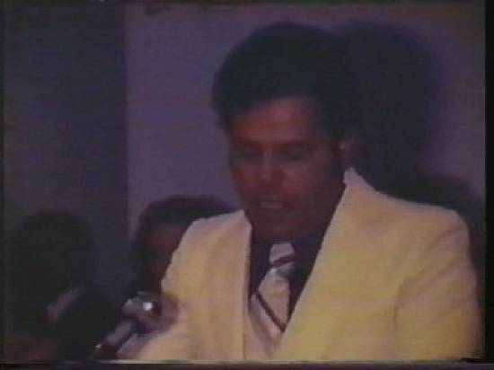 Clique na imagem para obter o vídeo