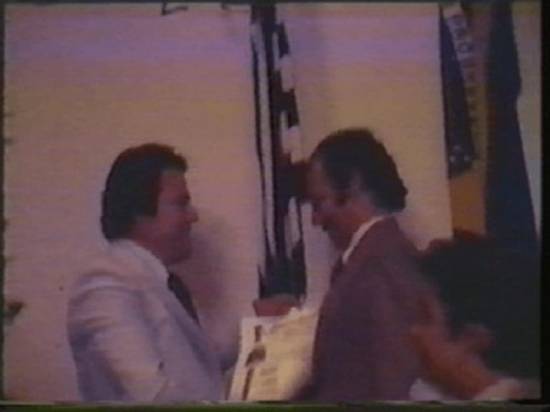 Clique na imagem para obter o vídeo