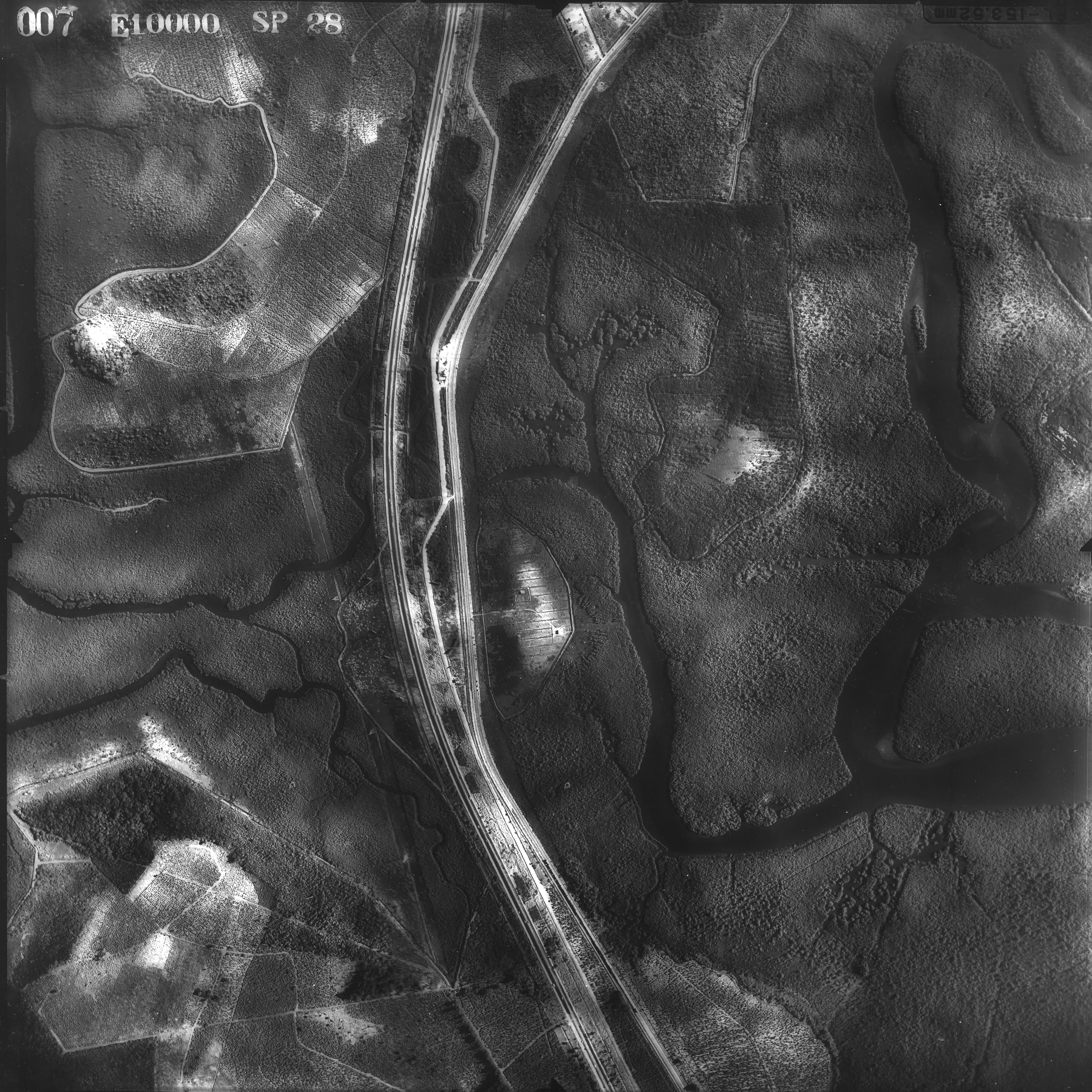 Clique na imagem para reduzi-la