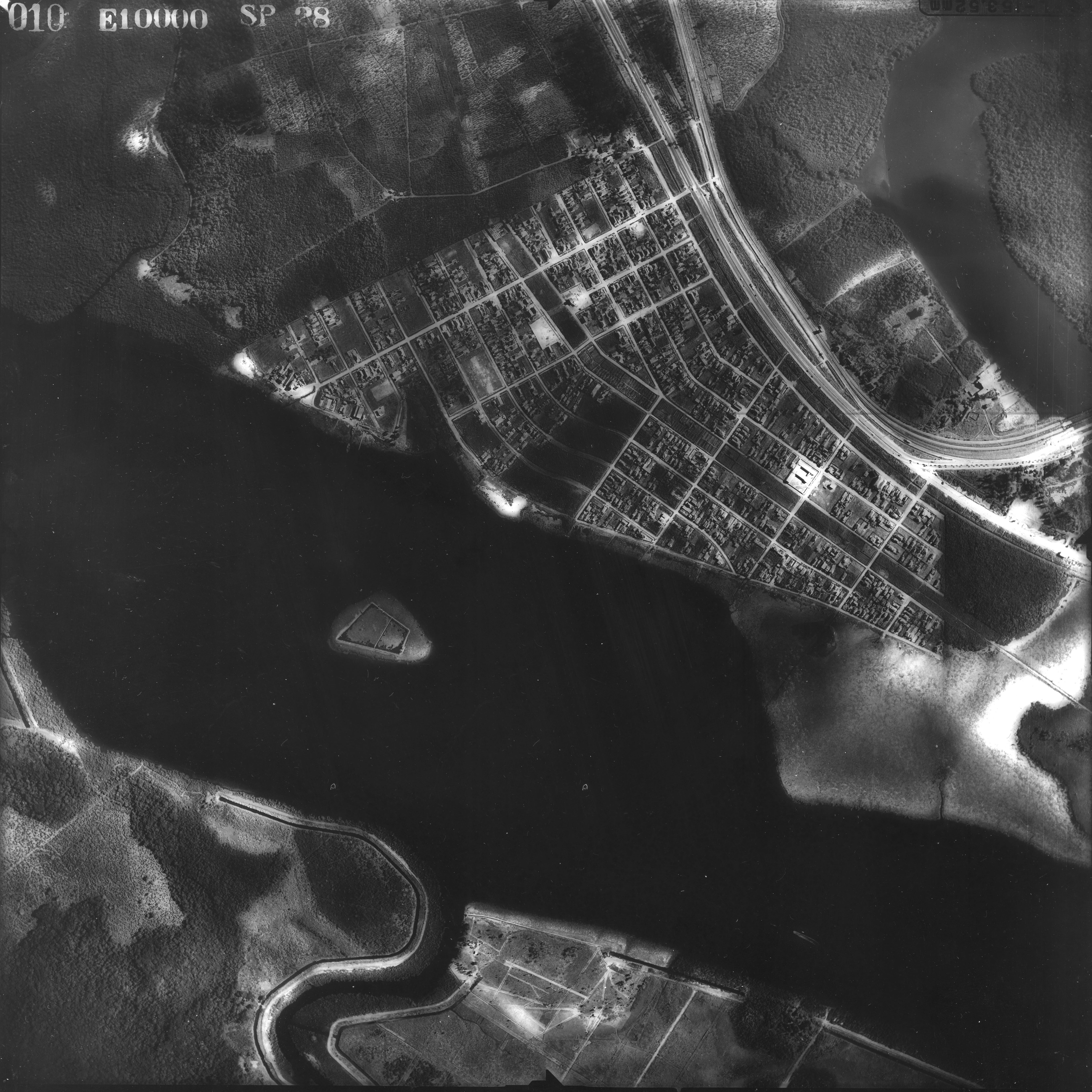 Clique na imagem para reduzi-la