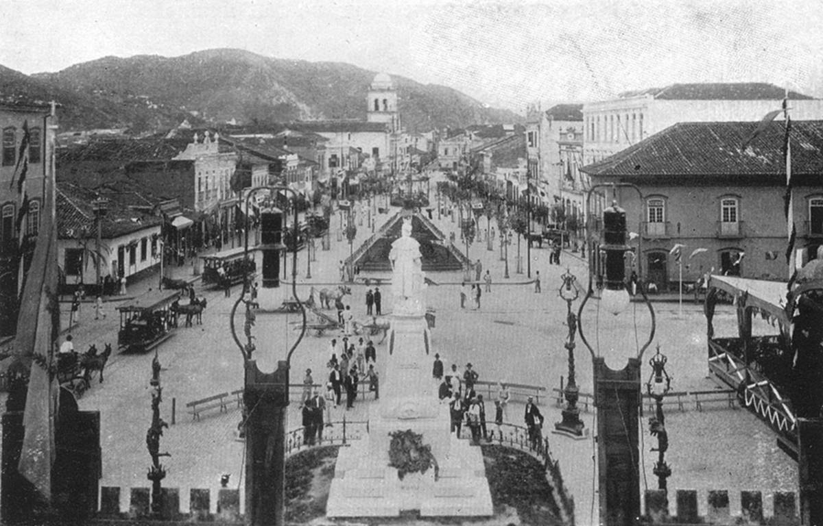 Clique na imagem para reduzi-la