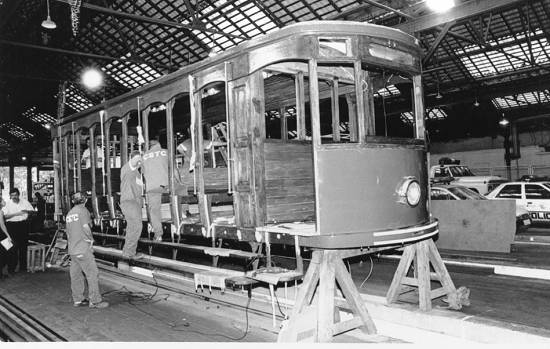 As obras de restaura��o est�o sendo realizadas em ritmo acelerado