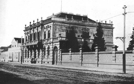 Clique na imagem para ampliá-la