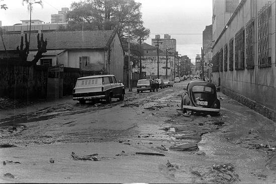 Clique na imagem para ampliá-la