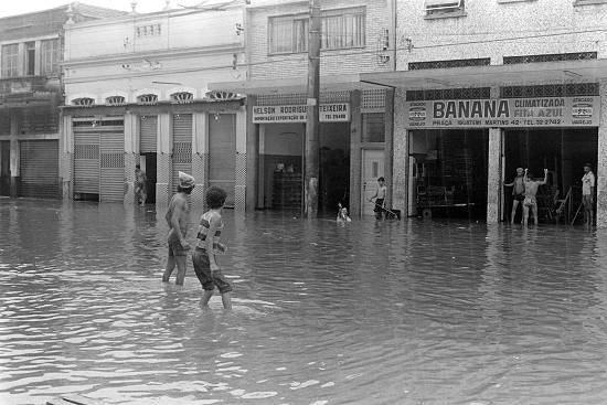 Clique na imagem para ampliá-la