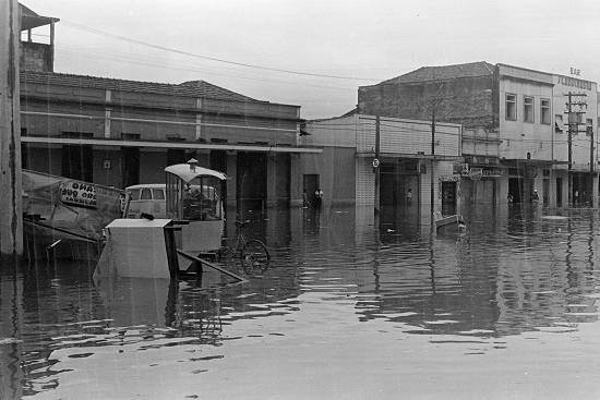 Clique na imagem para ampliá-la