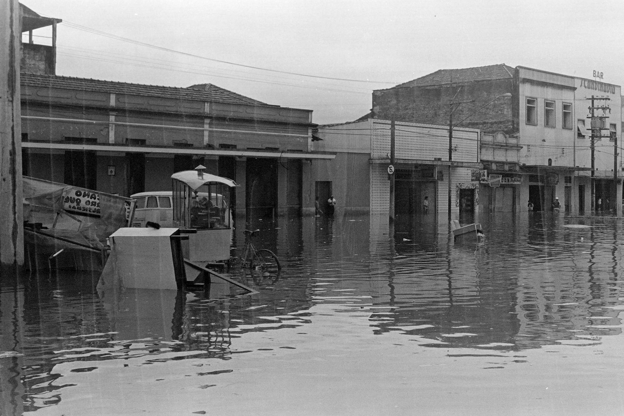 Clique na imagem para reduzi-la