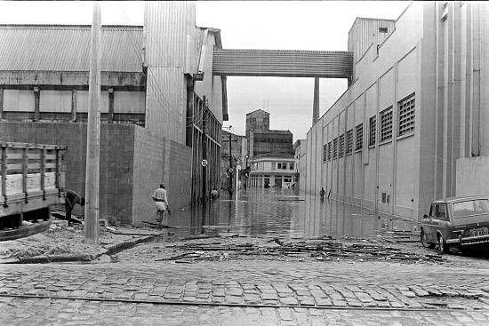 Clique na imagem para ampliá-la