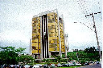 Prefeituras como a de Piracicaba ganham a ajuda do empresariado (clique para ir ao site da foto)