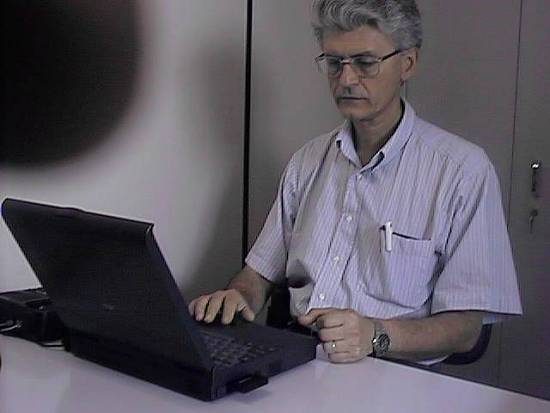 Guirardi explica as vantagens da radiotransmiss�o sobre o frame-relay