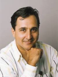 Rog�rio de Andrade, agora em O Site