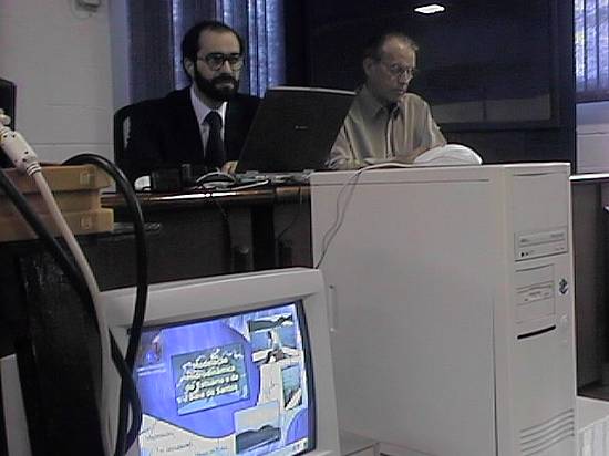 Os especialistas Jos� Chambel e Gilberto Berzin demonstraram o programa