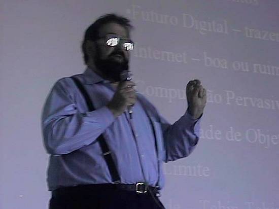 Jean Paul Jacob proferiu palestra em Santos sobre o futuro da inform�tica