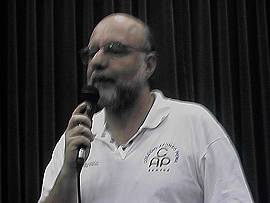 O eng. Cl�udio analisou em detalhes as tend�ncias do tele-ensino