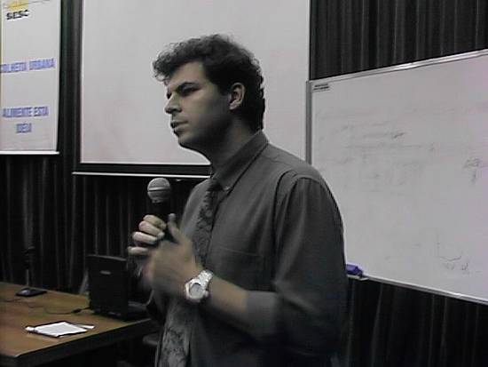 O palestrante Sander Eduardo Manzoli