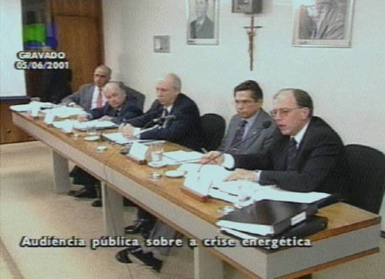 Audi�ncia com os ministros Jos� Jorge, de Minas e Energia, e Pedro Parente, da Casa Civil. Imagem: TV Senado