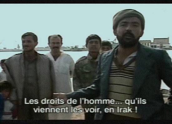 Pescadores em Bassorah, Sul do Iraque, perguntam pelos direitos humanos, em reportagem da TV francesa (captura de tela em 13/10/2001)