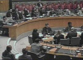Reuni�o de emerg�ncia das Na��es Unidas exige a retirada imediata das tropas israelenses da Cisjord�nia. Imagem: Rede Globo de Televis�o, 30/3/2002