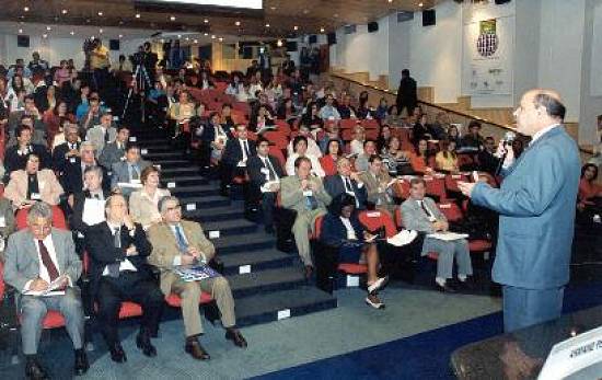 Mauro Daffre expôs o planejamento da campanha na sede da CNI em Brasília (Foto: CNI)