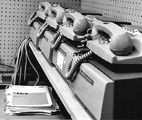 Modems da Bell/AT&T, lanados em 1960. Foto: The Computer Museum Network - Boston/MA-EUA