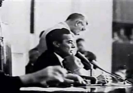 Clique na imagem para obter o arquivo de v�deo MP4/FLV