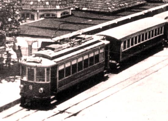 A esta��o de Itapema e o bonde el�trico com reboque, sem data (foto: cole��o do pesquisador Marcello Talamo, de S�o Paulo/SP)