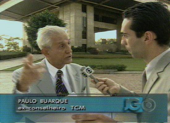 2+2=5, afirma o entrevistado, explicando que sua Matem�tica � diferente da usada pelo rep�rter...