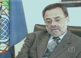 O embaixador Bustani, demitido por discordar dos EUA (Imagem: Rede Globo de Televis�o, 22/4/2002, 20h52)