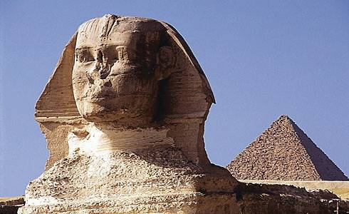 Esfinge: 20 metros de altura, 73 de comprimento