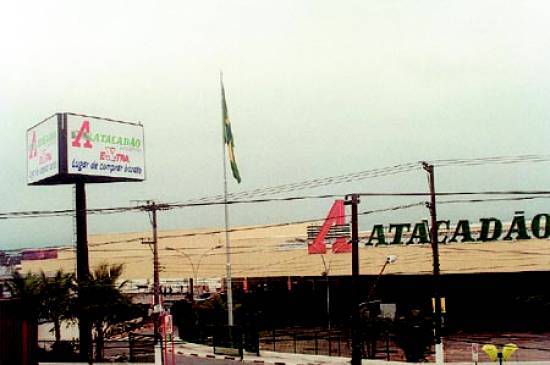 Nova loja Atacad�o teve piso executado com concreto Engemix