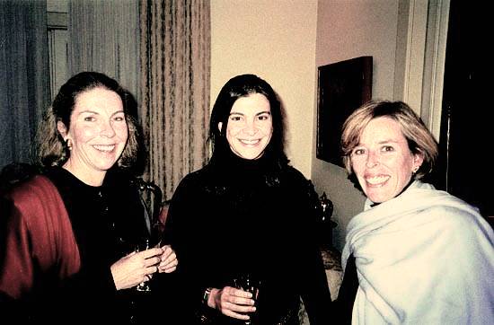 Em S�o Paulo, na casa de Beatriz Pimenta Camargo, Alessandra Willy, Bebel Lati e Elisa Pacheco Fernandes