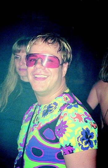 Chez �ngelo, na inaugura��o da Mythos uma mistura de disco com casa de eventos, que abriu suas portas no �ltimo dia 8