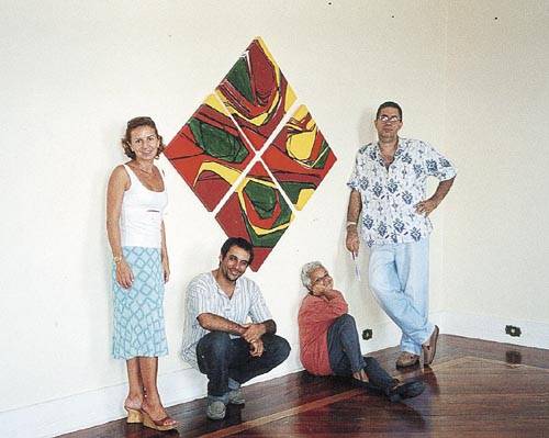Sandra Netto (E), Dom�cio, Iramar Penteado e o curador da mostra, Antonio Carlos Abdalla (D)