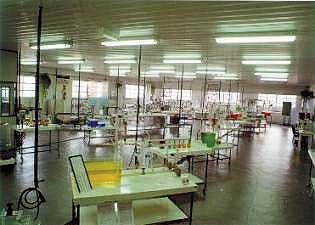 Universidade exp�s m�dulos produzidos no Laborat�rio de Opera��es Unit�rias