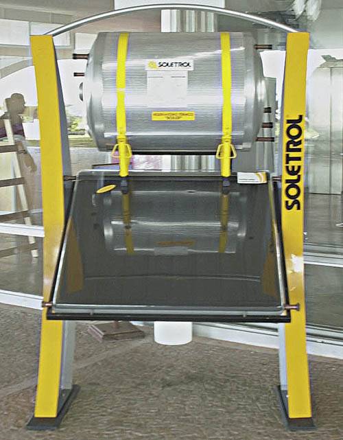 Coletor de energia solar: em exposi��o no hall do Pal�cio do Planalto. Foto: Victor Soares/ABr