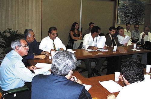 Munic�pios que tiverem Conselhos de Defesa do Meio Ambiente poder�o fazer os seus pr�prios licenciamentos ambientais