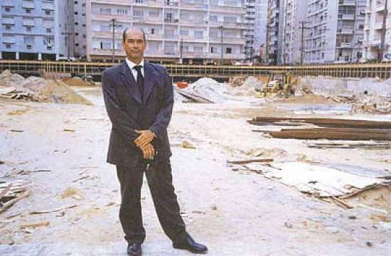 Jos� Luiz Villela, no canteiro de obras