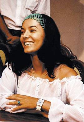 M�nica Carvalho