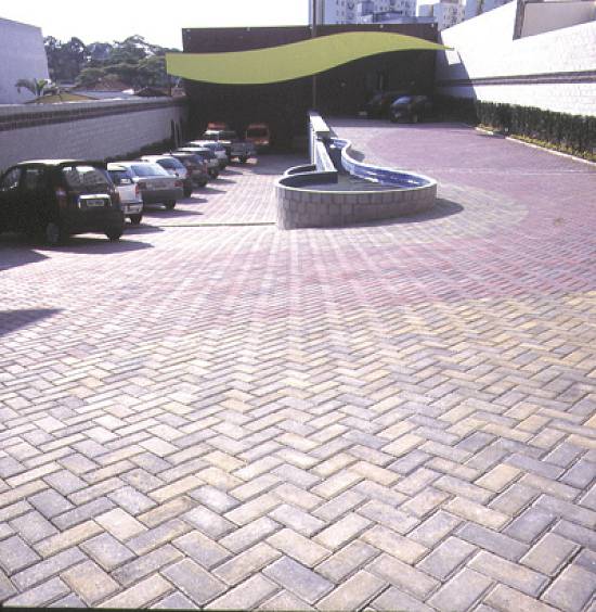 Projetos exclusivos e solu��es por arquitetos e paisagistas