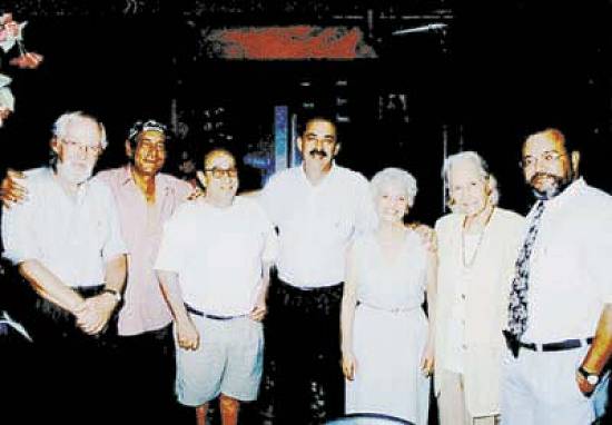 Apoio � arte: Klaus, Jess�, Oswaldo, Wanderley, Alice,Esther e Jos� Raimundo