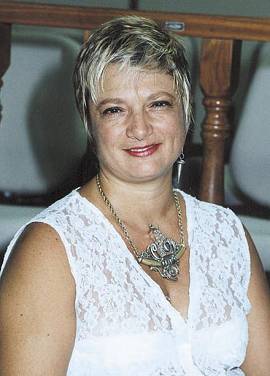 Angelina: anjos no Dia Internacional da Mulher