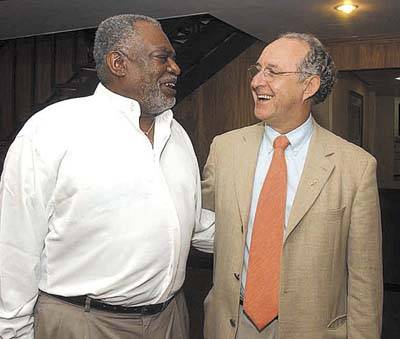 Beasley e Jama: escola � o ponto forte na quest�o de combate �s drogas