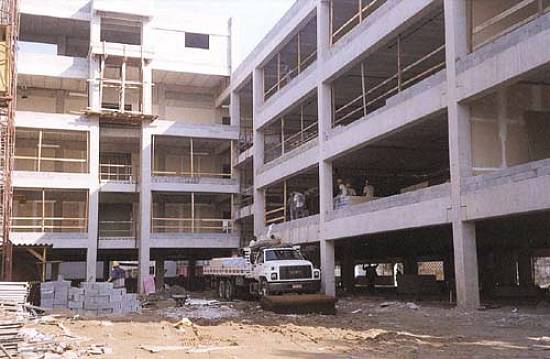 Obra ser� entregue em 7/2002