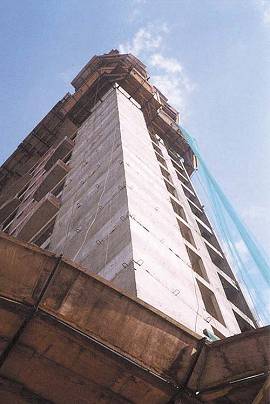 Edif�cio ter� elevadores panor�micos