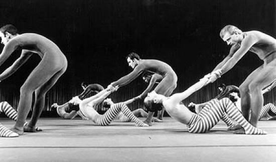 3� Bienal de Dan�a: co-autoria cultural