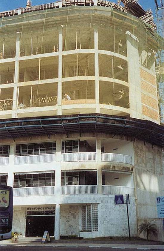 Edif�cio ter� nove pavimentos, totalizando 13.100 metros quadrados de �rea constru�da