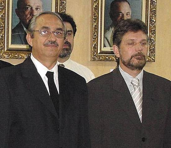 O vereador Estras e o prefeito Mour�o