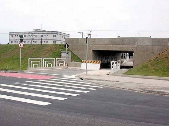 Passagens sob a pista garantir�o fluidez do tr�nsito (Foto: Jairo Marques/PMPG)