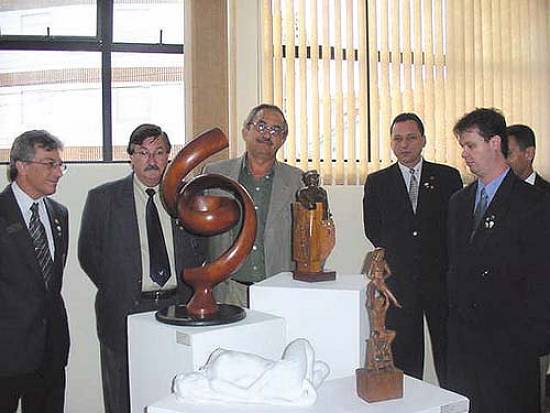 Esdras recebeu comitiva liderada por Marola (Foto: Divulga��o/CMPG)