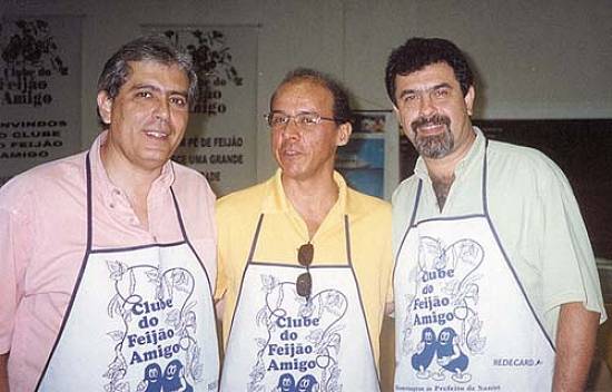Velhos amigos: o editor Luiz Carlos Ferraz, entre os drs. Francisco e H�lder (Foto: Sandra Netto)